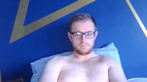 Snapshot of ginwood chatting on 11.23.25 ginwood online show from 11.23.25