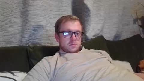 Snapshot of ginwood chatting on 02.18.26 ginwood online show from 02.18.26