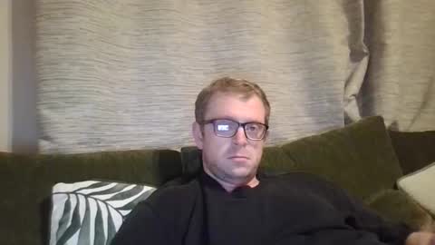 Snapshot of ginwood chatting on 03.19.26 ginwood online show from 03.19.26