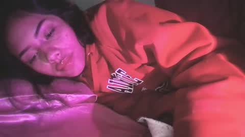 giovanna_oliveria online show from 01.05.26