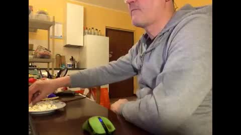 giovanni_1964 online show from 12.22.24