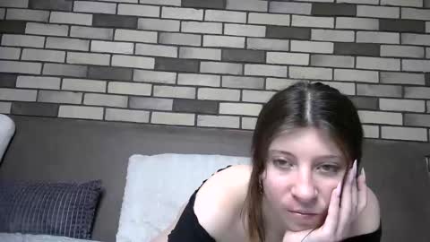 girl_cute007 online show from 05.20.26