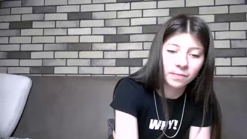 girl_cute007 online show from 05.27.26