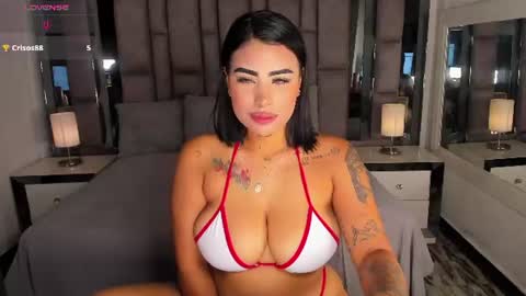 GIRL GRAY online show from 07.09.26