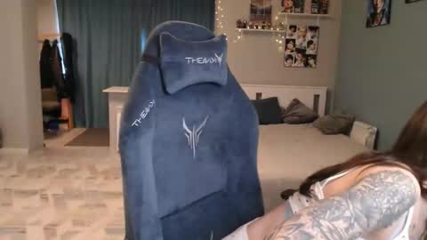 Secret online show from 04.12.26