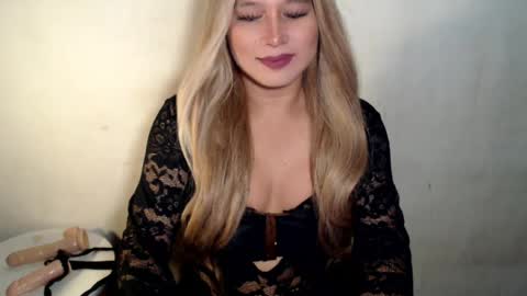 Snapshot of girl_seductionxoxo chatting on 07.27.26 Nica online show from 07.27.26