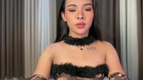 Snapshot of girlcock_dominantfucker chatting on 06.22.26 queen ronna online show from 06.22.26