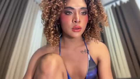 Snapshot of girlcock_dominantfucker chatting on 07.16.26 queen ronna online show from 07.16.26