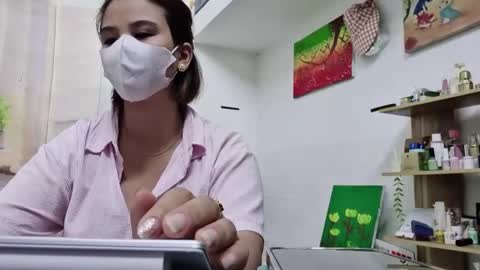 Snapshot of girlhanoi chatting on 10.01.25 girlhanoi online show from 10.01.25