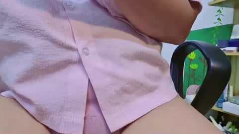 Snapshot of girlhanoi chatting on 10.17.25 girlhanoi online show from 10.17.25