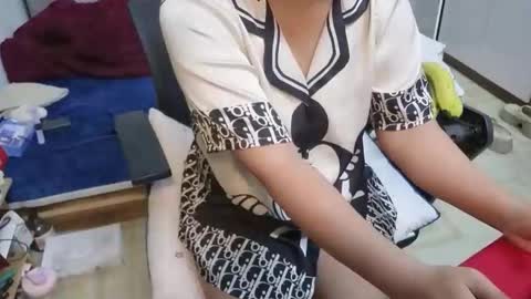 Snapshot of girlhanoi chatting on 12.18.25 girlhanoi online show from 12.18.25