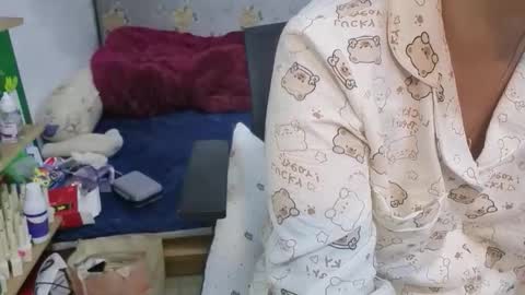 Snapshot of girlhanoi chatting on 12.22.25 girlhanoi online show from 12.22.25