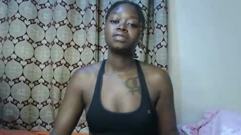 Snapshot of girlnextdoor60 chatting on 09.25.25 Sexy online show from 09.25.25