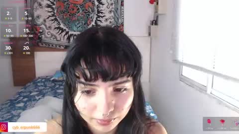 Snapshot of girlredkush chatting on 07.09.26 Ann online show from 07.09.26