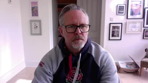 girlsandbikes online show from 04.02.26