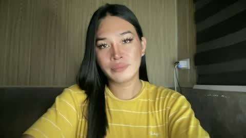 Snapshot of girlthatuneedrhainexxx chatting on 07.22.26 RHAINEEE online show from 07.22.26