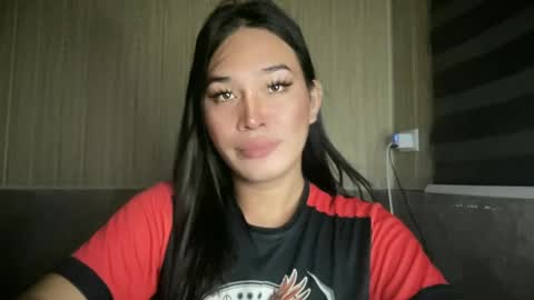 Snapshot of girlthatuneedrhainexxx chatting on 07.27.26 RHAINEEE online show from 07.27.26
