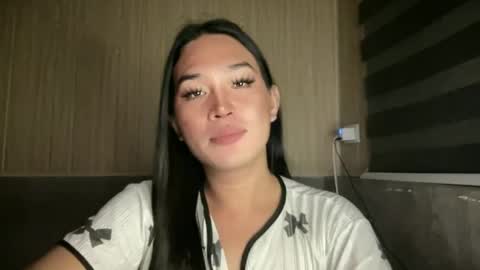 Snapshot of girlthatuneedrhainexxx chatting on 07.28.26 RHAINEEE online show from 07.28.26