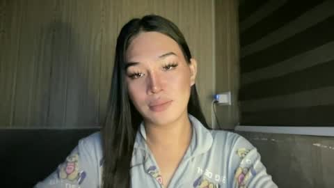 Snapshot of girlthatuneedrhainexxx chatting on 07.30.26 RHAINEEE online show from 07.30.26