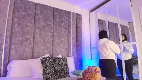     online show from 03.06.26