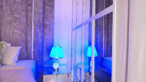     online show from 04.04.26