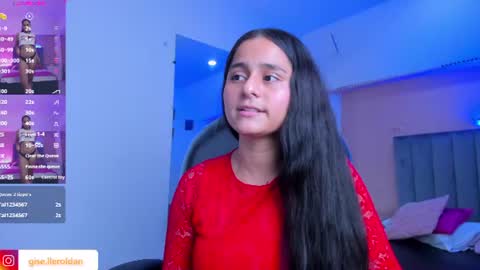 GISELLE ROLDAN online show from 07.25.26