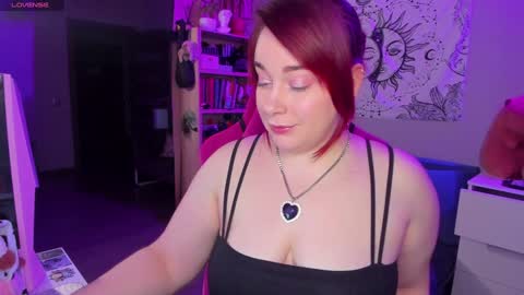 AlexaMillis online show from 01.30.25