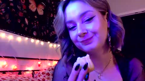 givemesweetdreams online show from 01.23.25