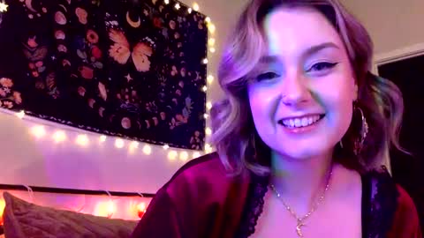 givemesweetdreams online show from 03.11.25