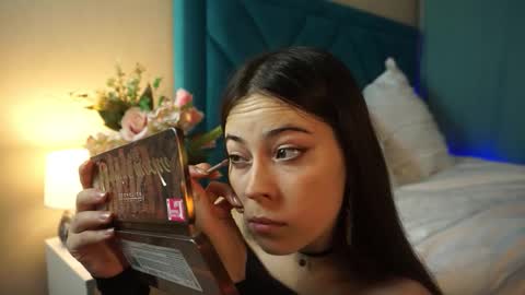 Agness online show from 12.02.25