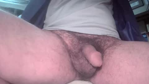 Snapshot of gjamminn chatting on 12.28.24 gjamminn online show from 12.28.24