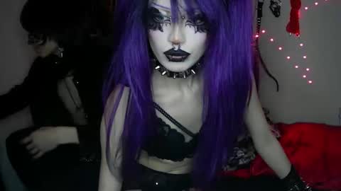 Gloomy online show from 12.19.25