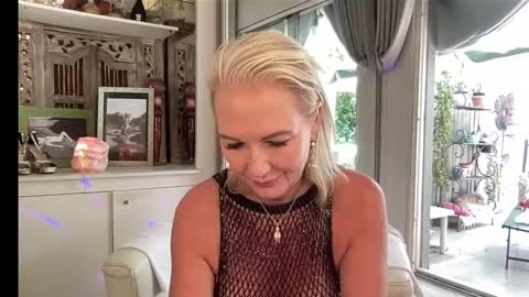 Gl1tter Barbie online show from 02.25.26