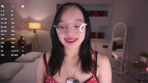 Snapshot of glennabardy chatting on 02.08.26 Sandra online show from 02.08.26