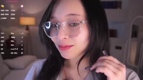 Snapshot of glennabardy chatting on 02.17.26 Sandra online show from 02.17.26