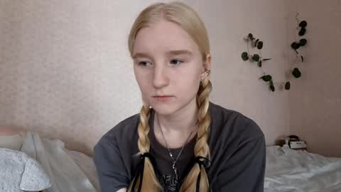 Laura online show from 05.26.26