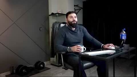 Matthew .. for short call me Matt online show from 12.27.24