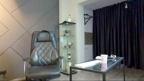 Matthew .. for short call me Matt online show from 01.03.25