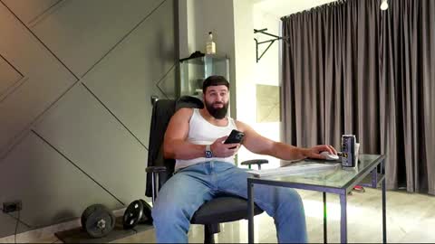 Matthew .. for short call me Matt online show from 01.05.25