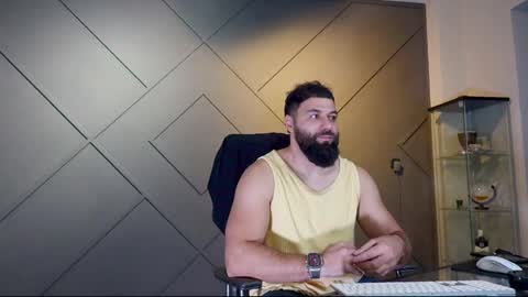 Matthew .. for short call me Matt online show from 02.25.25