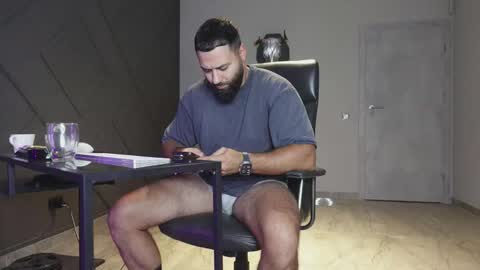 Matthew .. for short call me Matt online show from 10.07.25