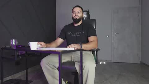 Matthew .. for short call me Matt online show from 10.18.25