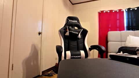 Snapshot of glomightyj chatting on 02.08.26 glomightyj online show from 02.08.26