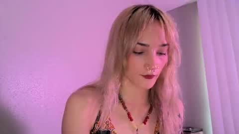 GloomieBear online show from 04.23.26