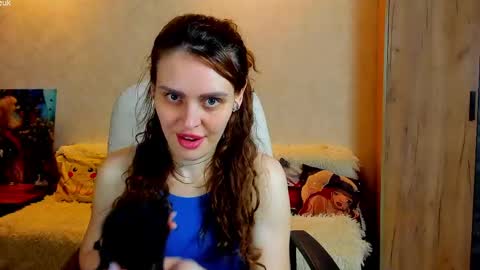 Gloria Wood online show from 05.11.26