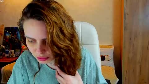 Gloria Wood online show from 06.06.26