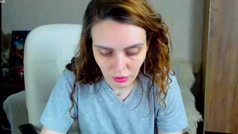 Gloria Wood online show from 06.26.26