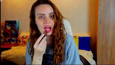 Gloria Wood online show from 07.08.26