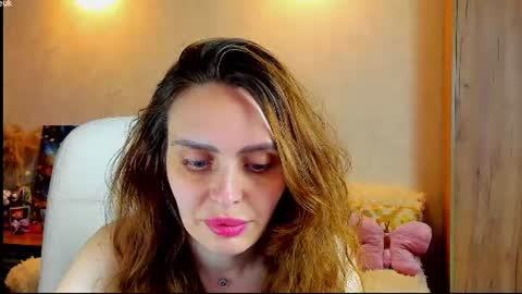 Gloria Wood online show from 07.18.26