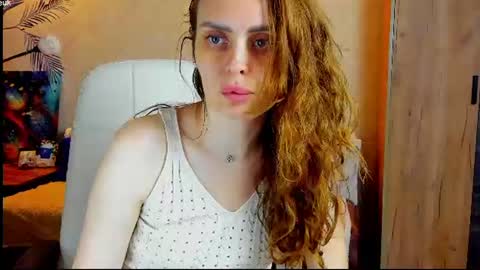 Gloria Wood online show from 07.26.26